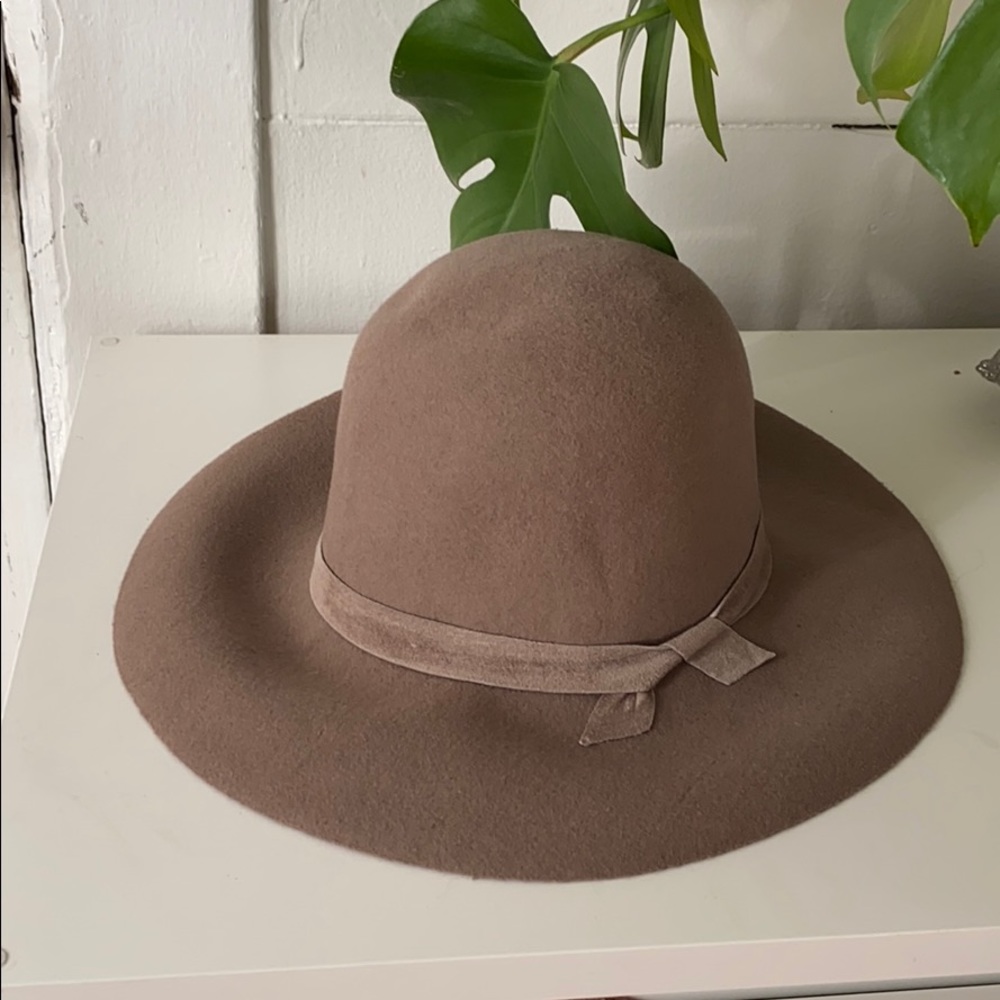Clyde felt hat